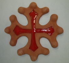 croix occitane semi evidee émaillée à l'interieur diamètre 23