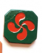 Magnet Croix Basque émaillé rouge et vert 5 cm